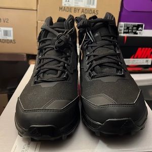 Brand New Adidas Terrex Mid Gtx